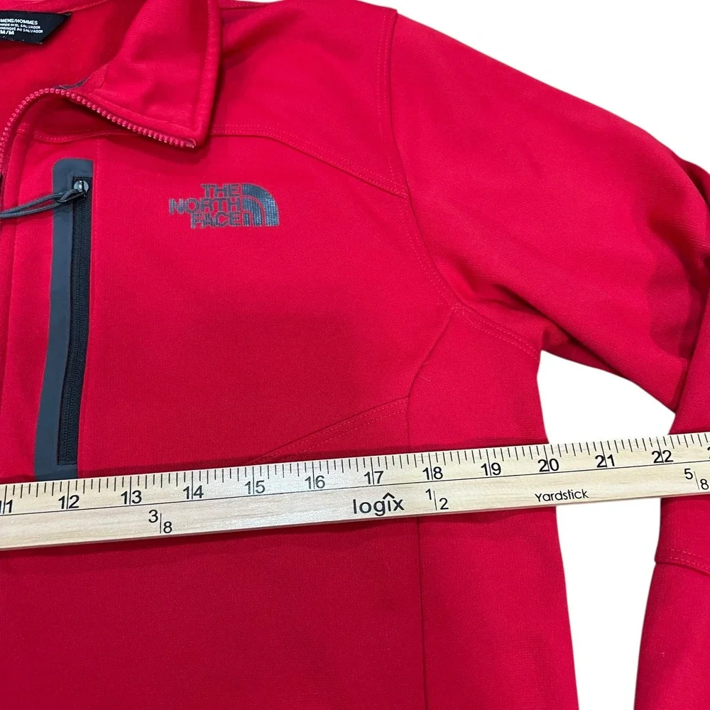 The North Face Men's Medium Red Canyonlands‎ 1/2 Zip Fleece Pullover Jacket